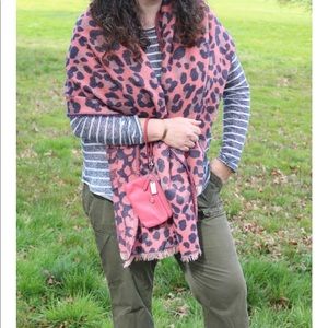 Long-soft blanket scarf. Colors -dark blue & pink